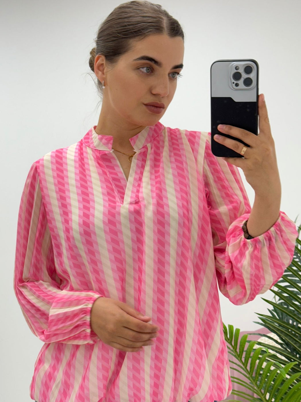 Amy neon pink top