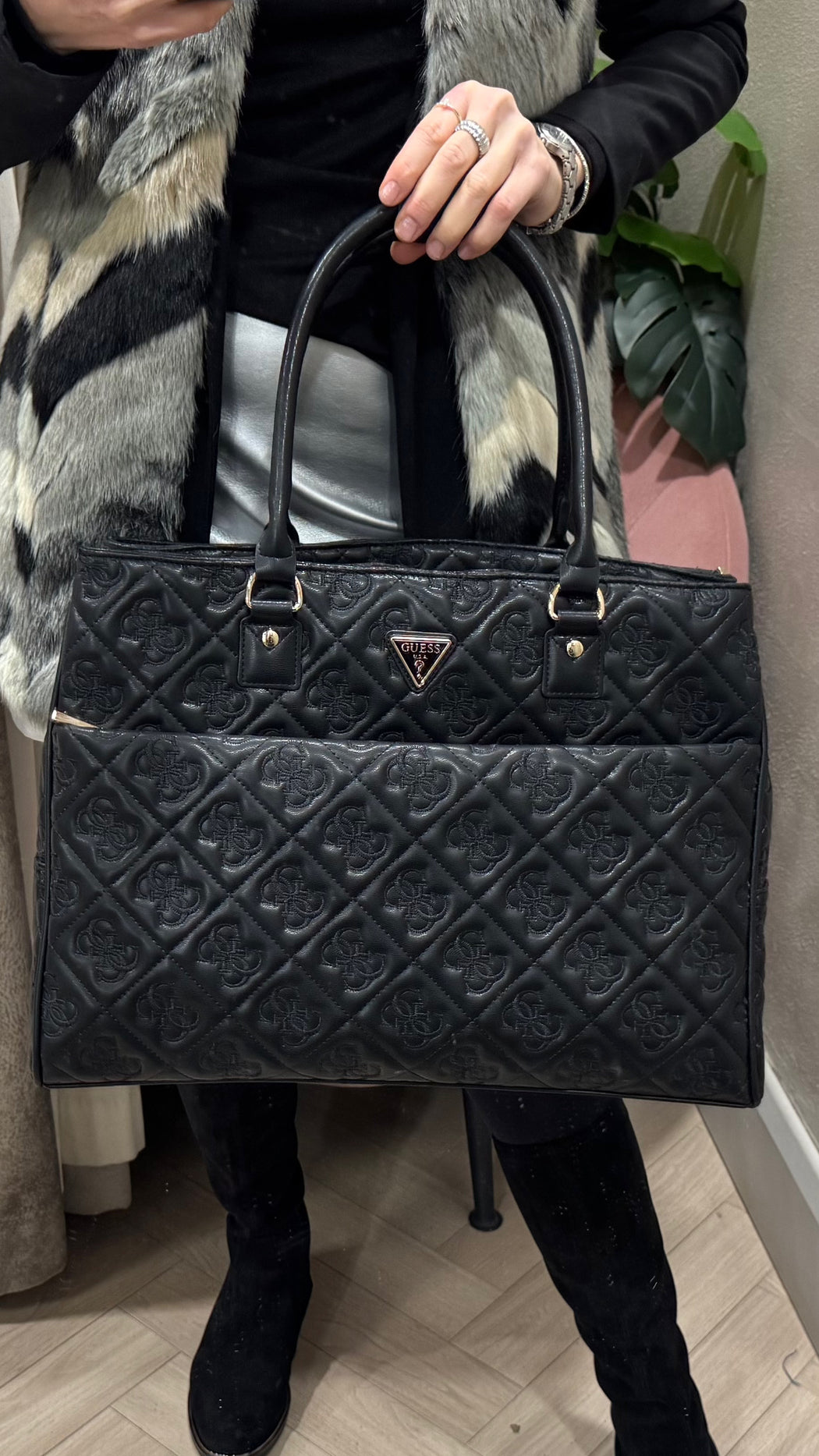 Guess Adelasia black travel bag ql9658919