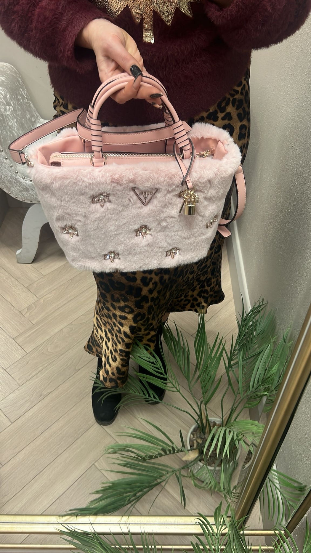 Guess pink rhinestone shaida bag we814322