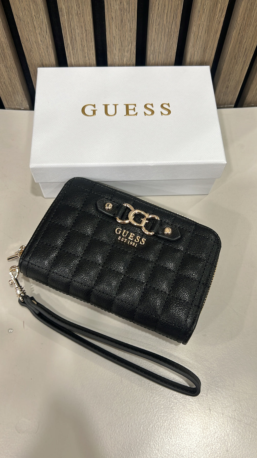 Qg8424164 guess black double zip nadira wallet