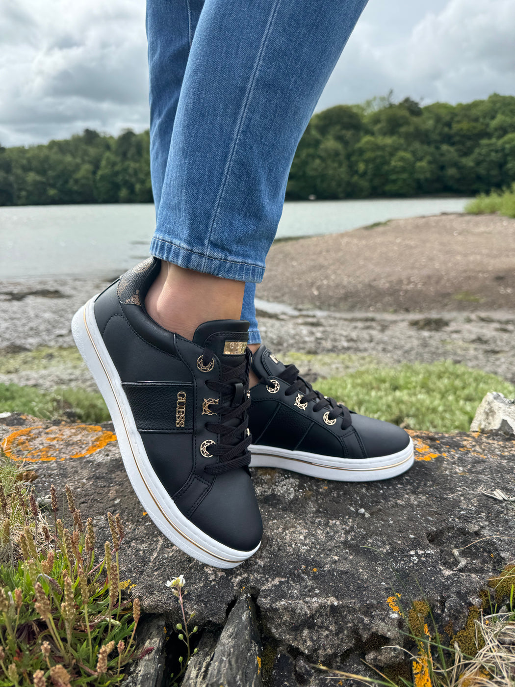Guess stew black trainer