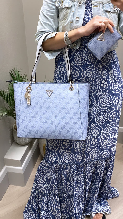 Guess light blue logo noelle tote bag BG787925