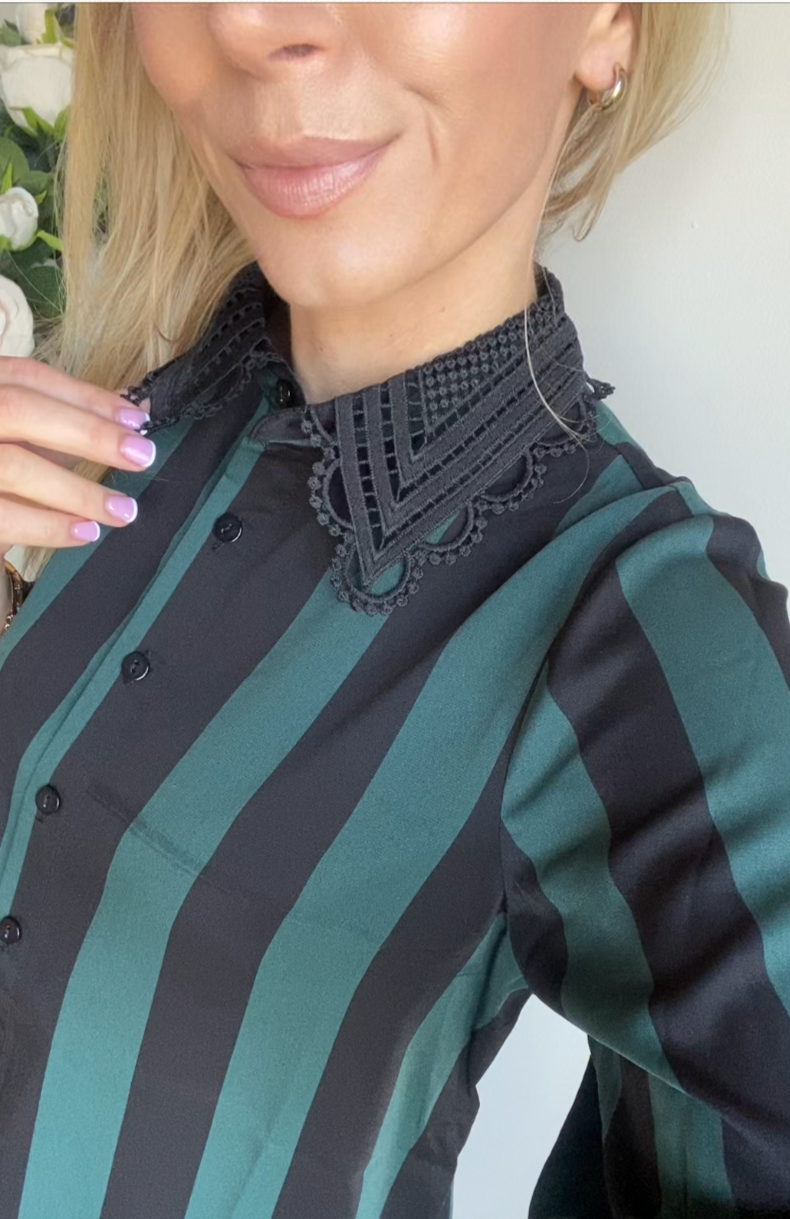 Jill green black blouse