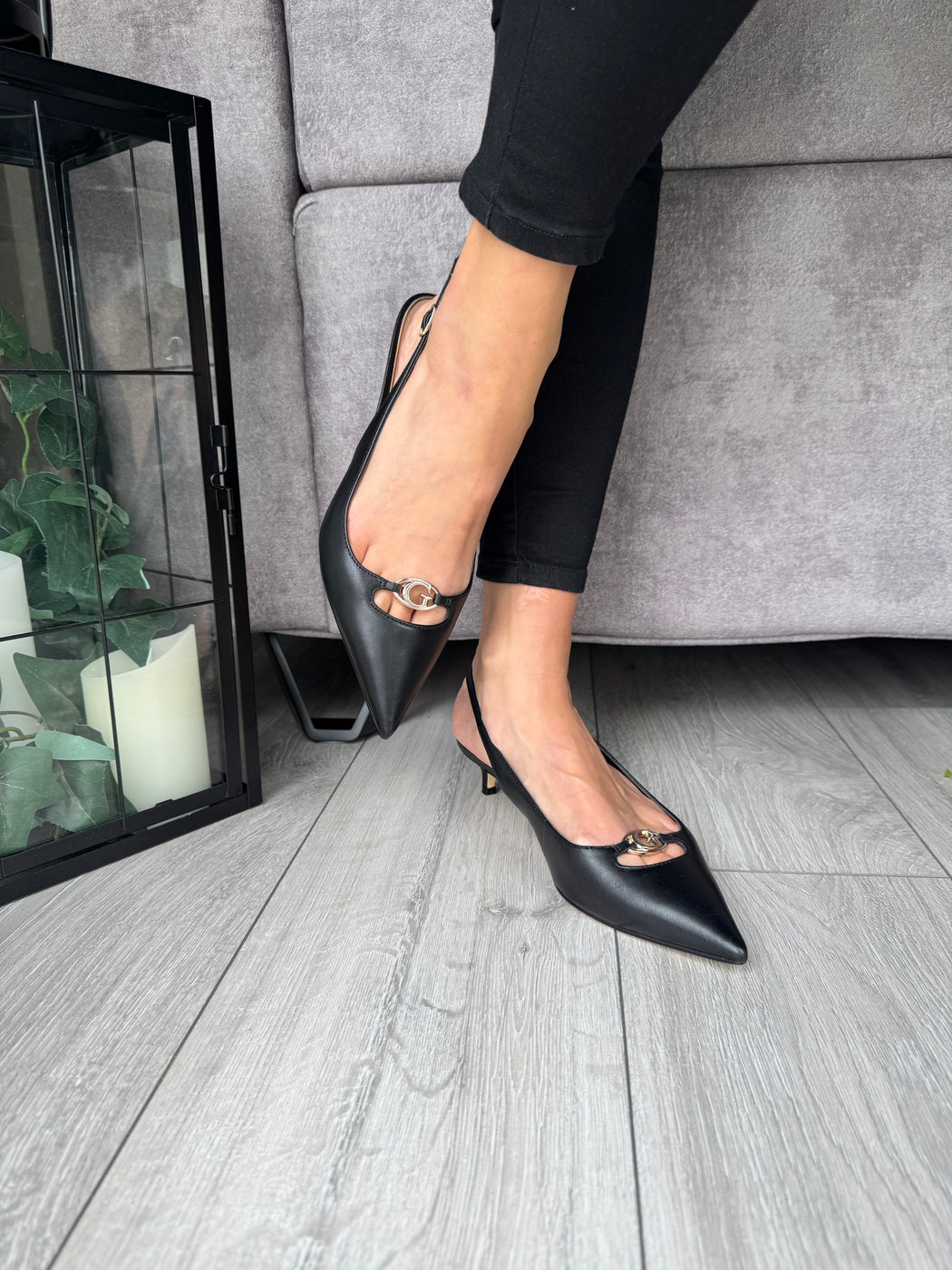 Guess black sling backs shoes FLTJESLEA05