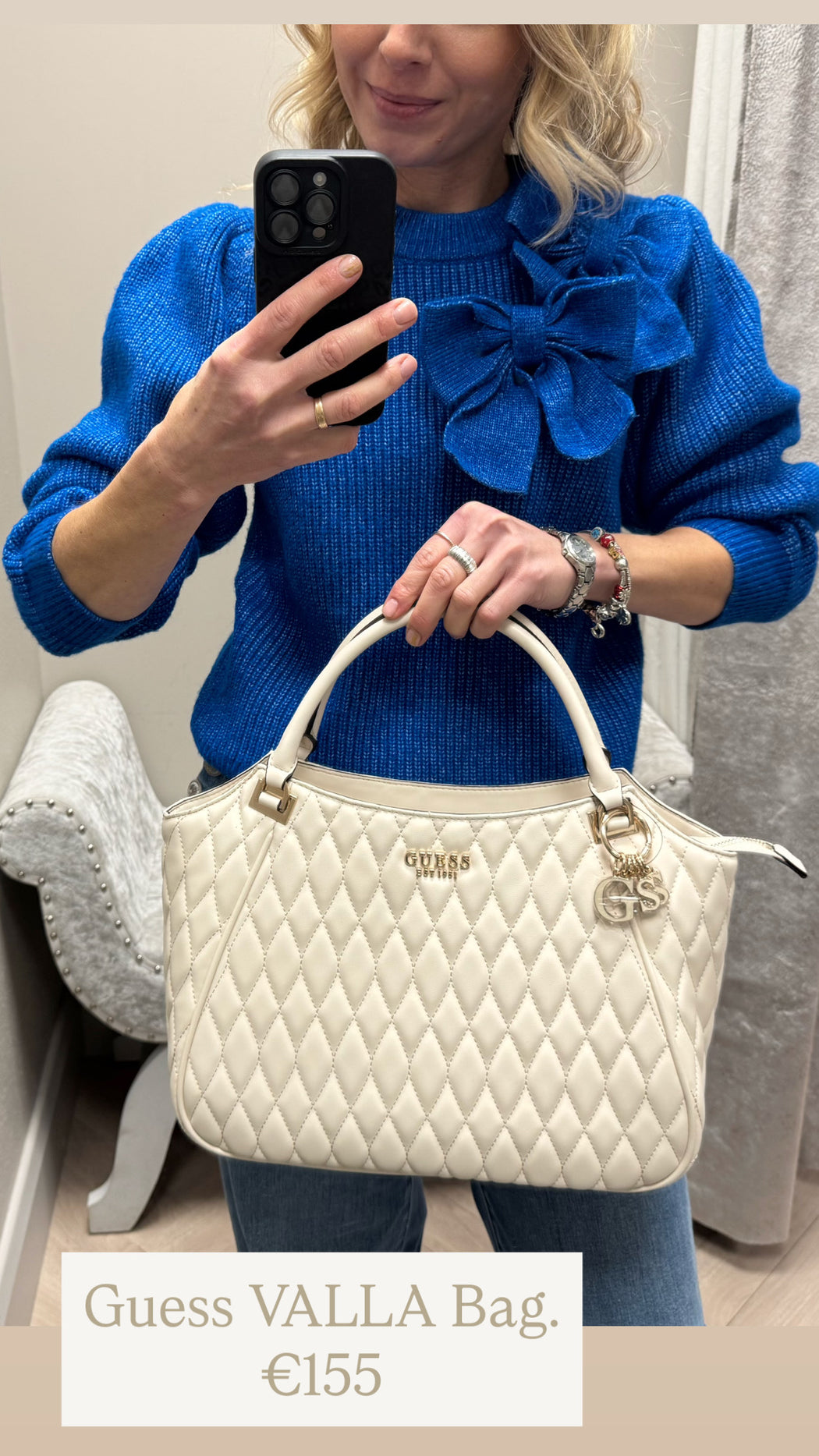 Guess VALLA Bag. QG812222