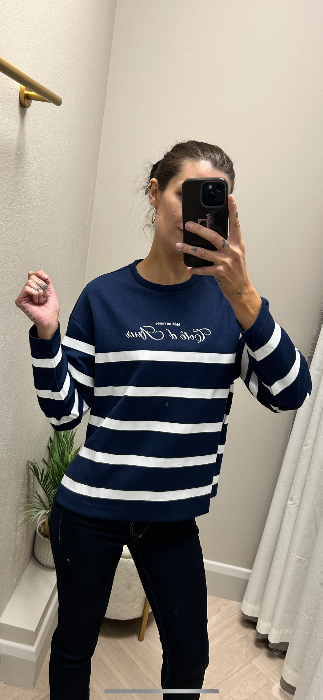 Robin navy sweater top