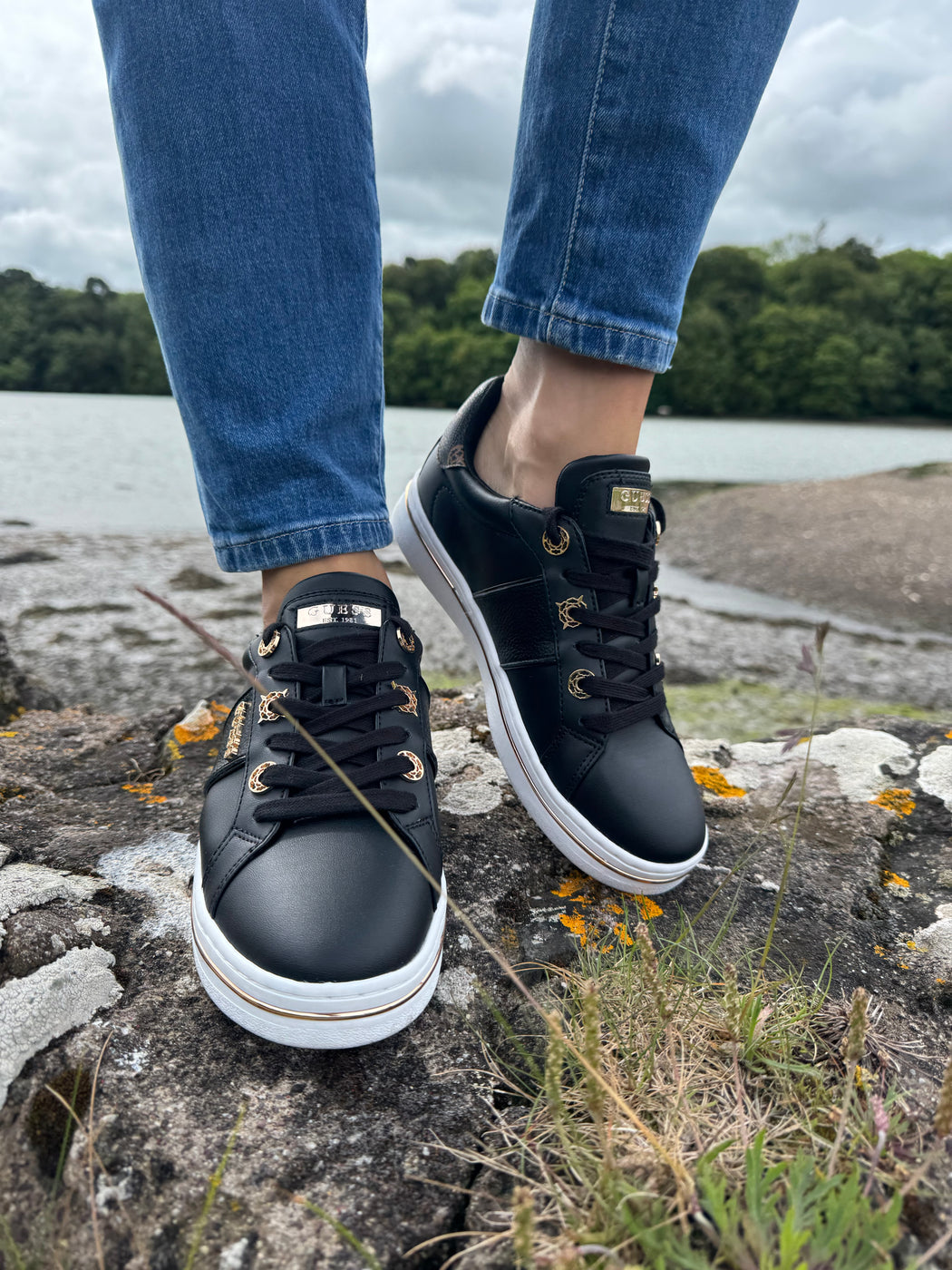Guess stew black trainer