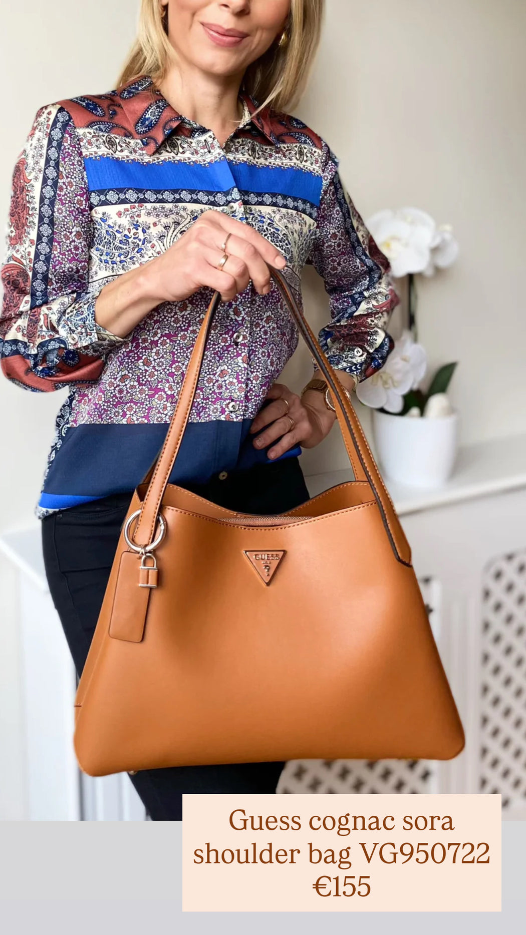 Guess cognac sora shoulder bag VG950722