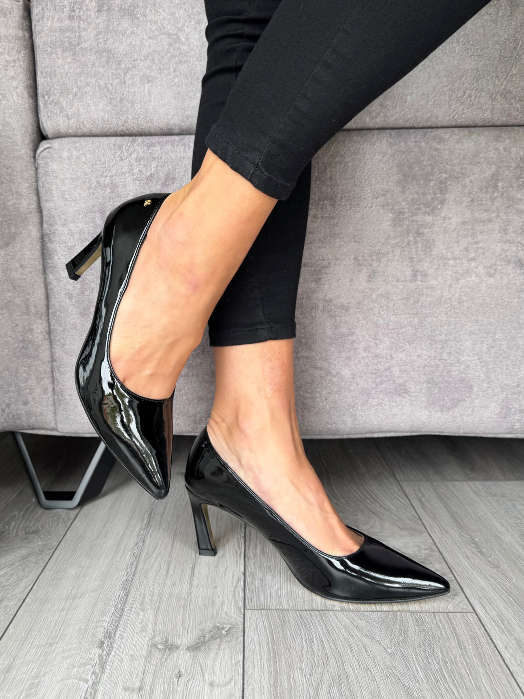 Bamburgh schwarz heel