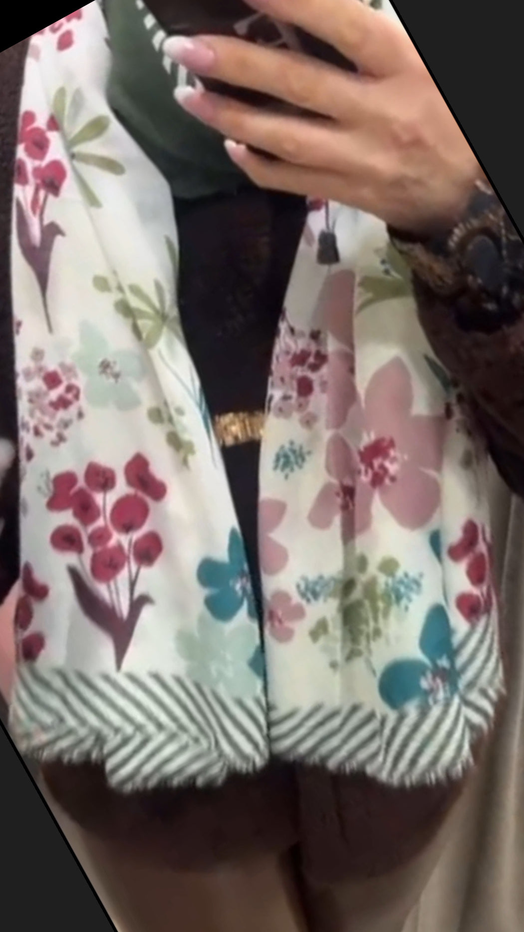 Medelin scarf