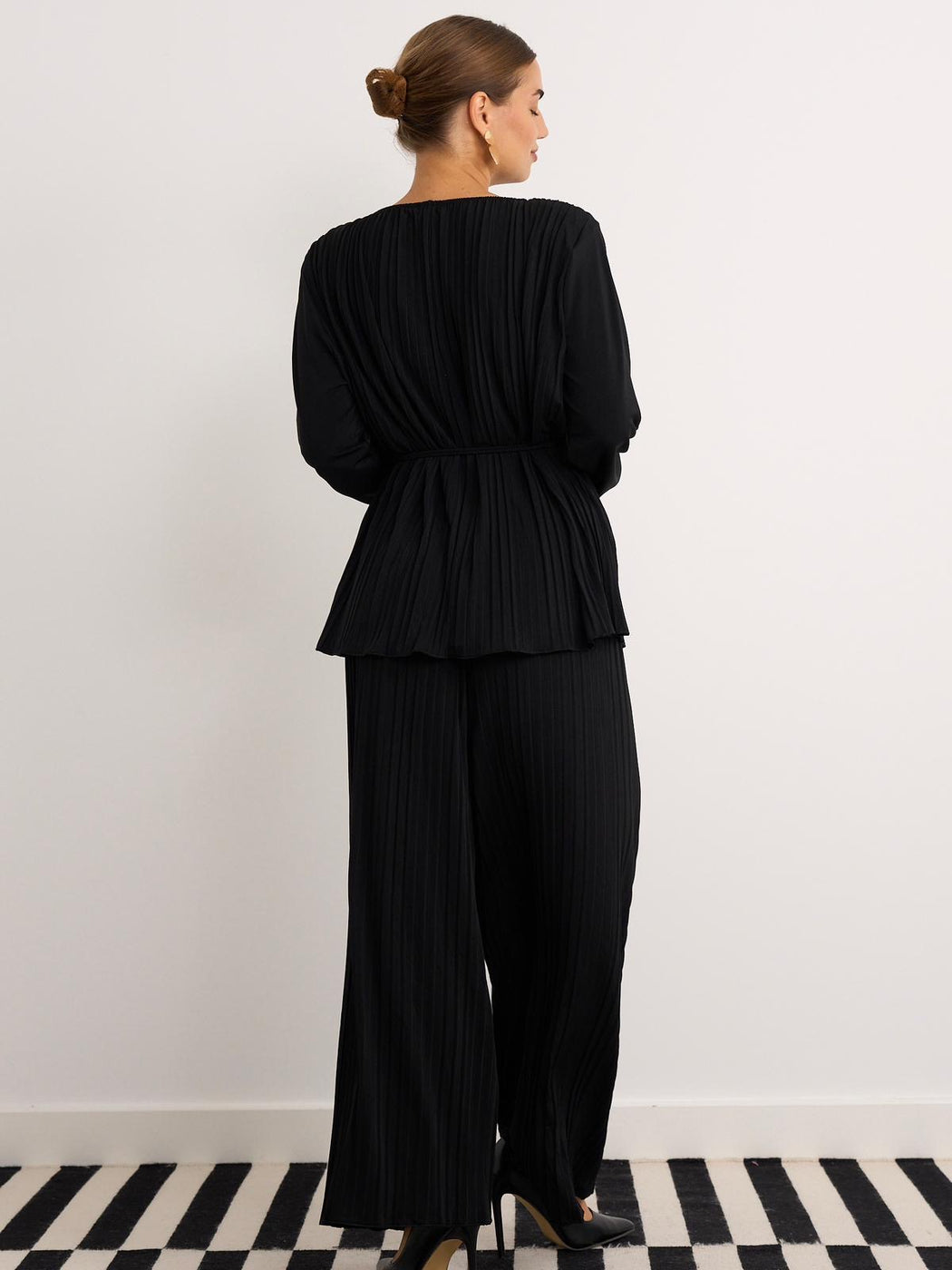 Black pleated co ord set