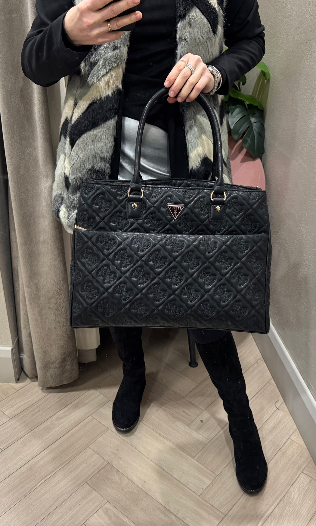 Guess Adelasia black travel bag ql9658919