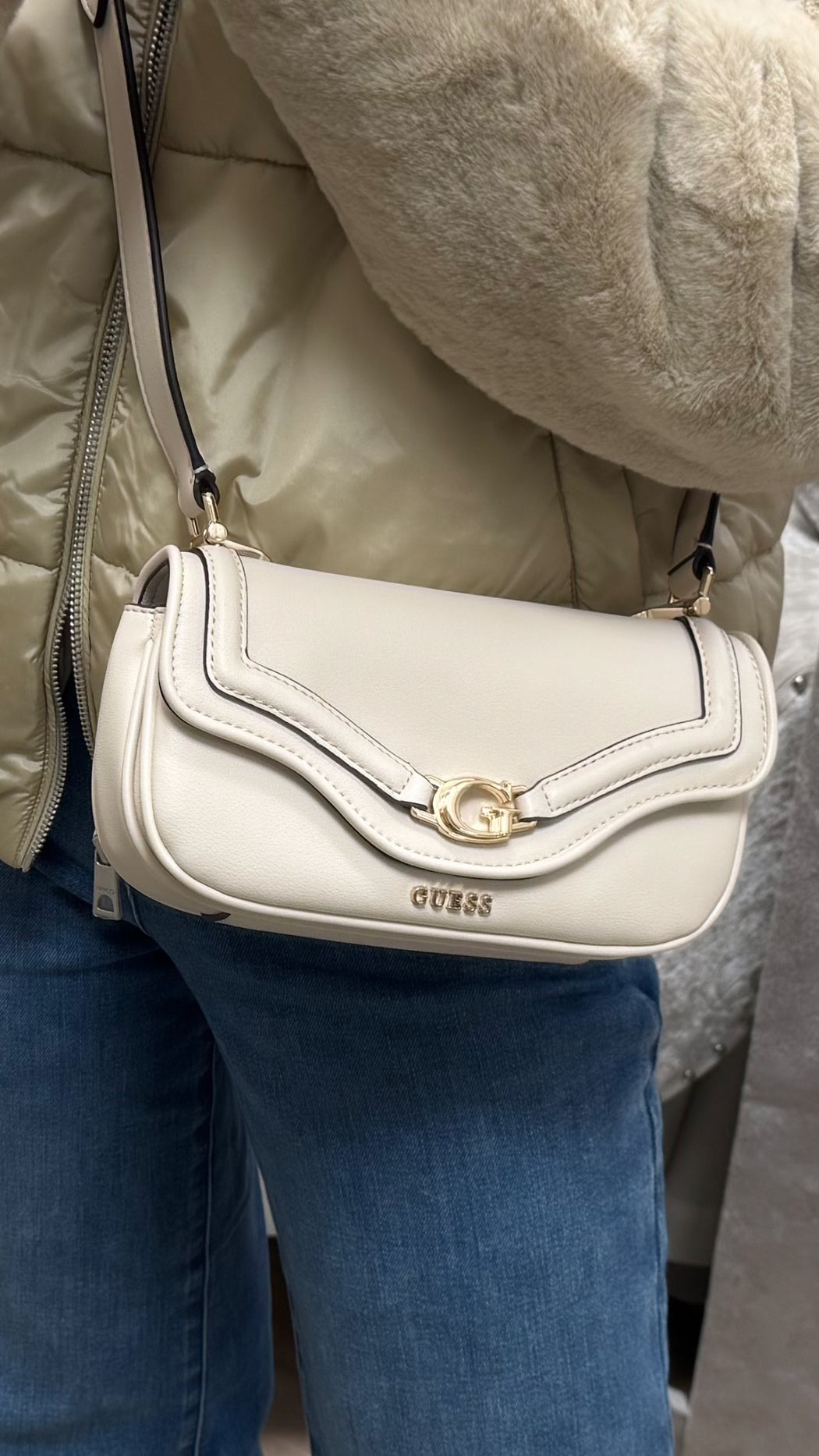 Guess DEA MINI Bag. BG799370