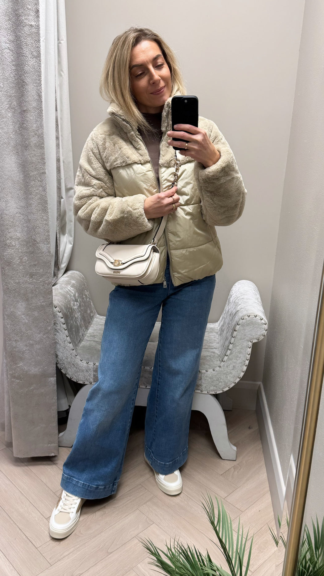 Popperes beige jacket