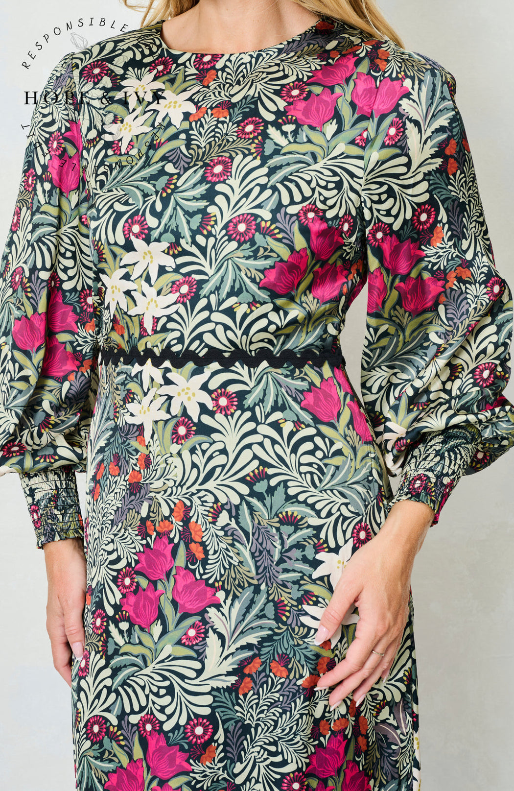 THE BRAMBLE DRESS