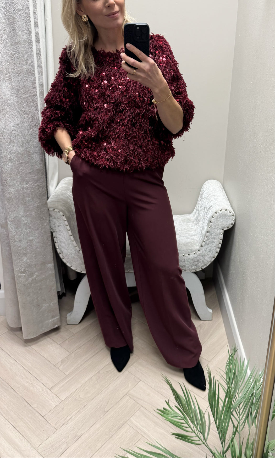 Wine feather knit top