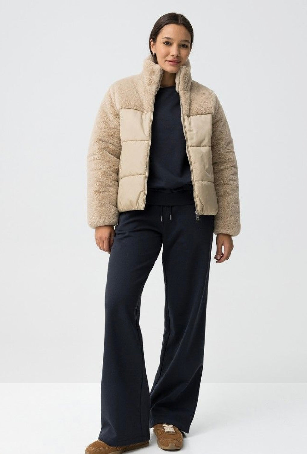 Popperes beige jacket