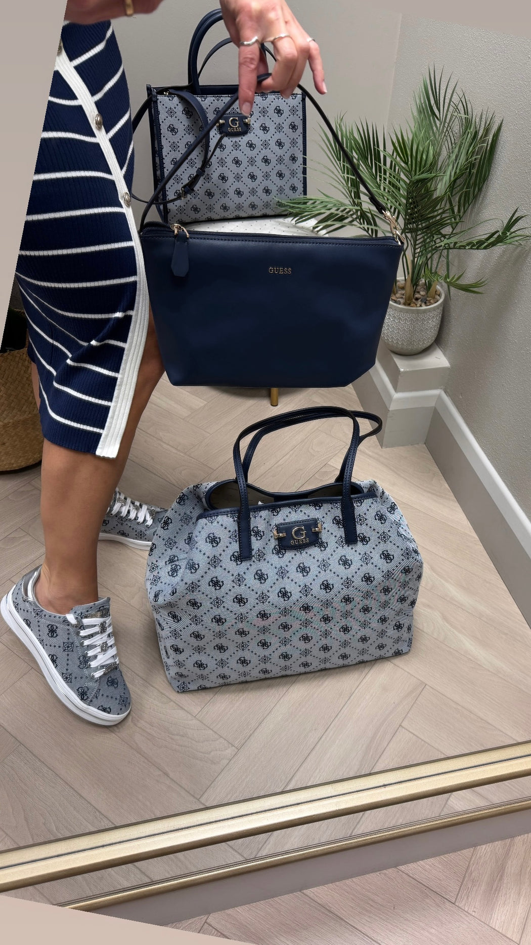 Guess neda jacquard tote bag jp965424