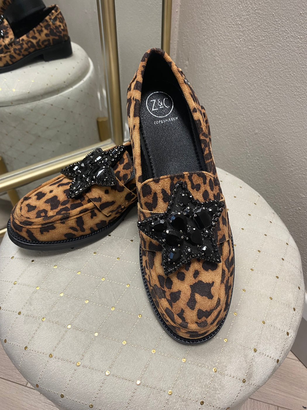 Afyon one leopard star loafer