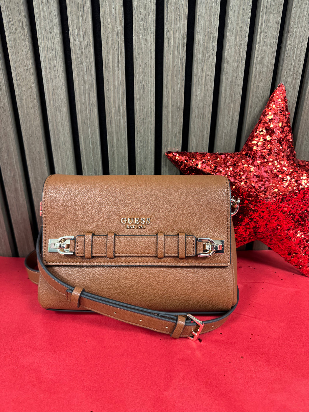 Guess Cognac GREGORIA Bag. BG854620.