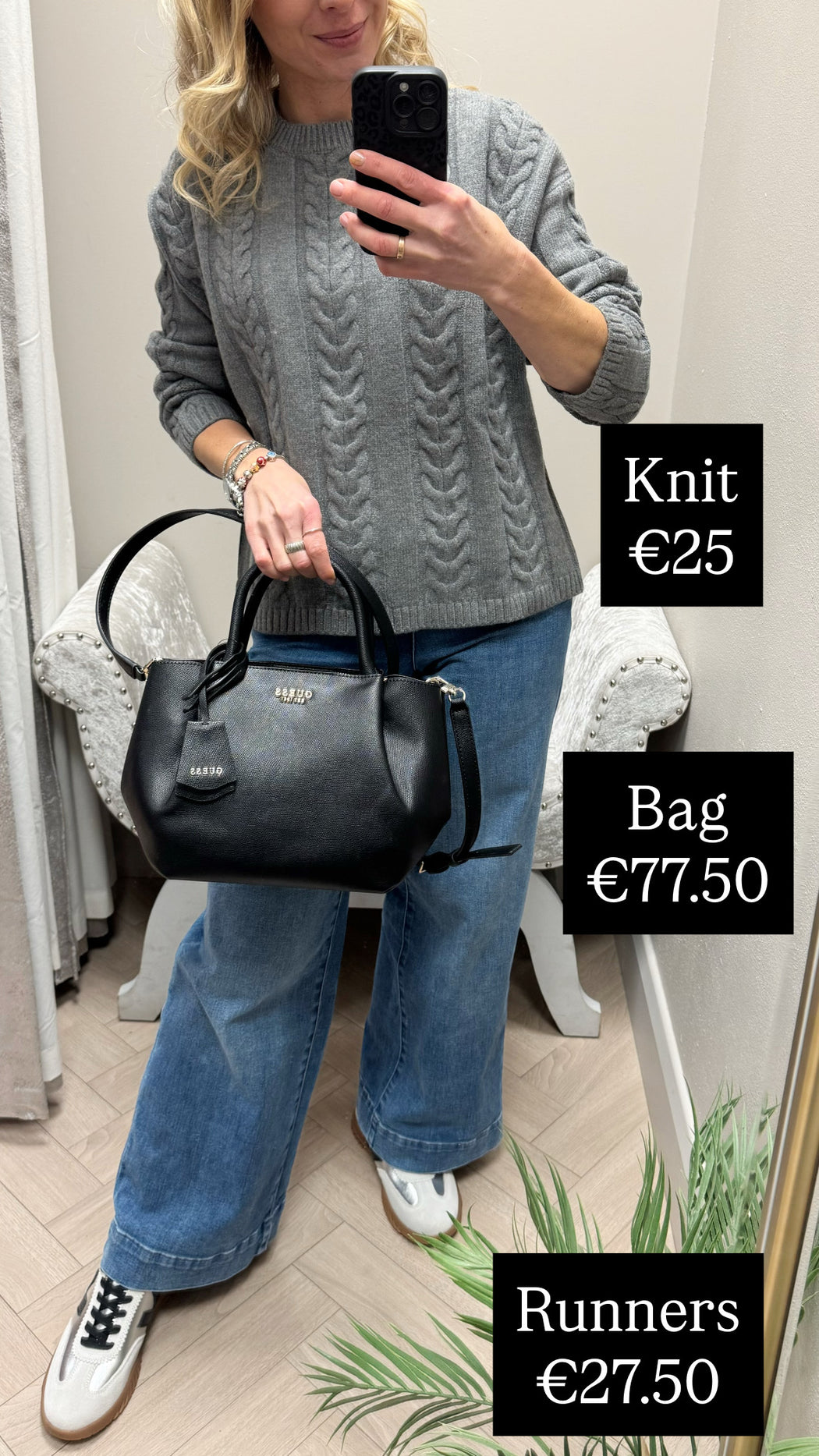 Guess Black AMORETTE Bag. BG789806