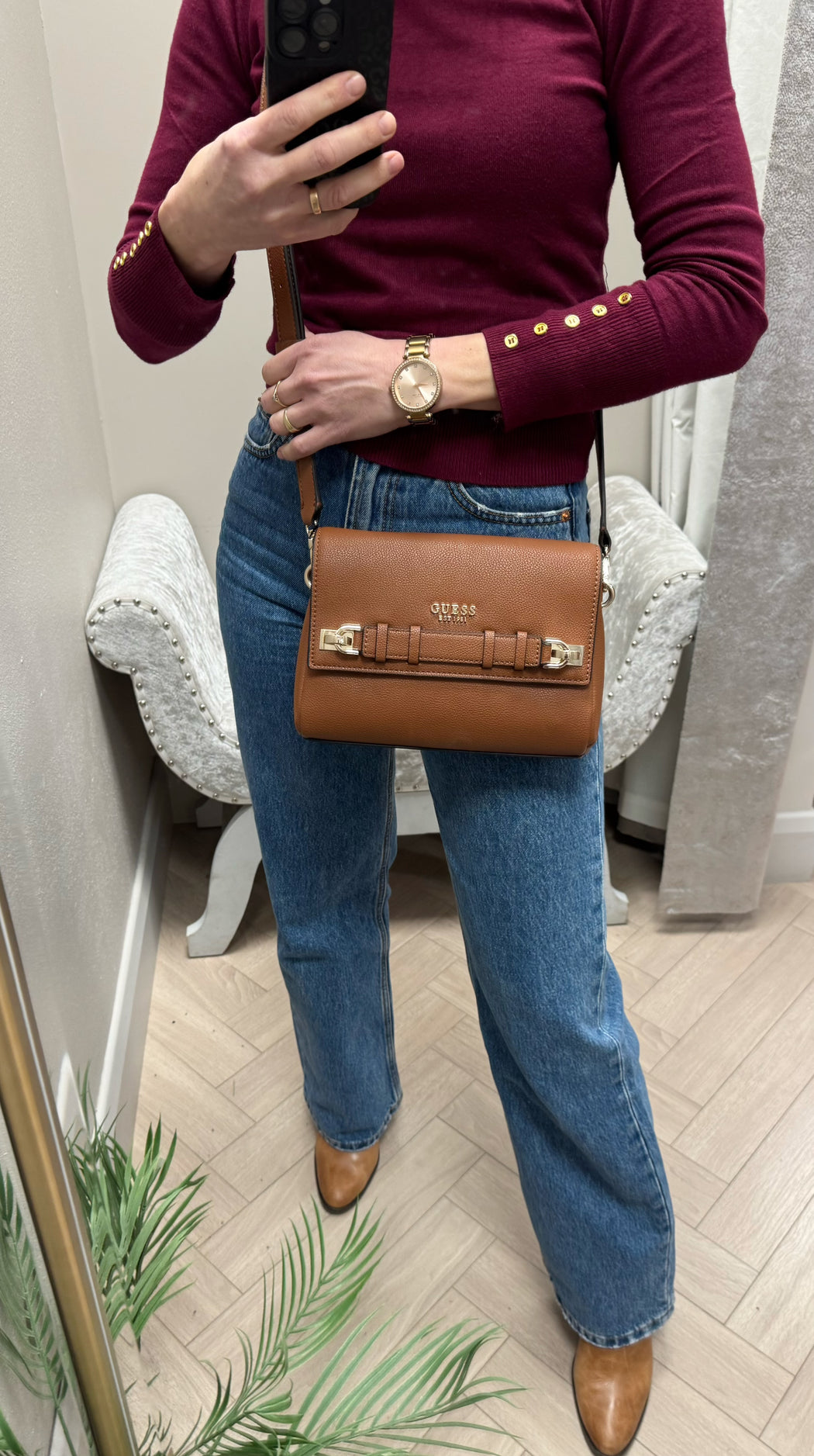 Guess Cognac GREGORIA Bag. BG854620.