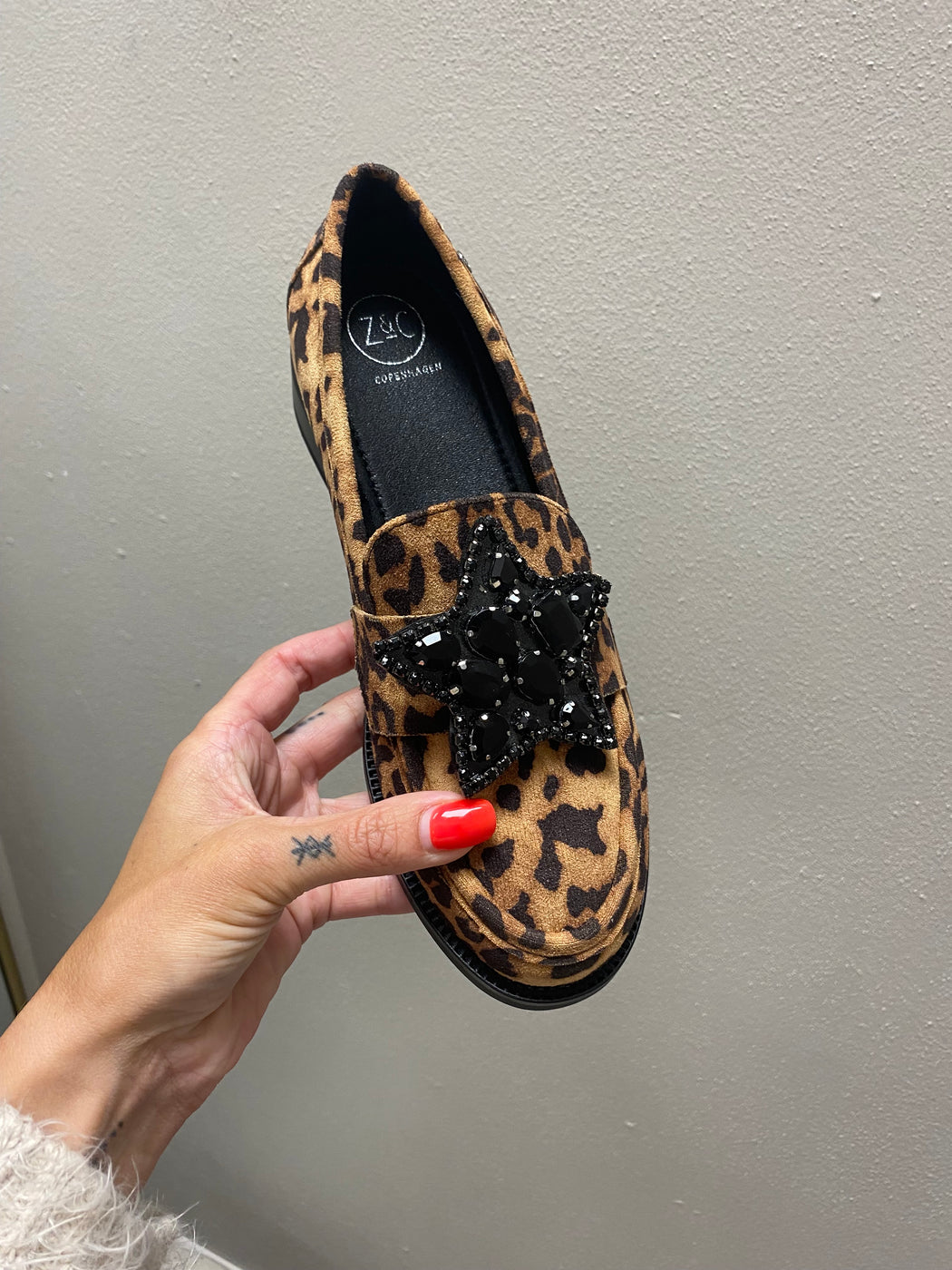Afyon one leopard star loafer