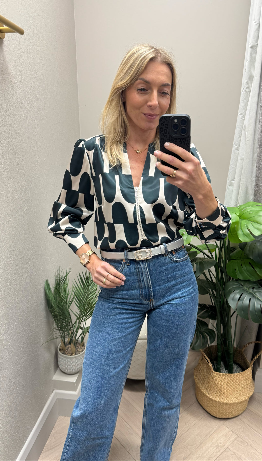 Claudia green print top