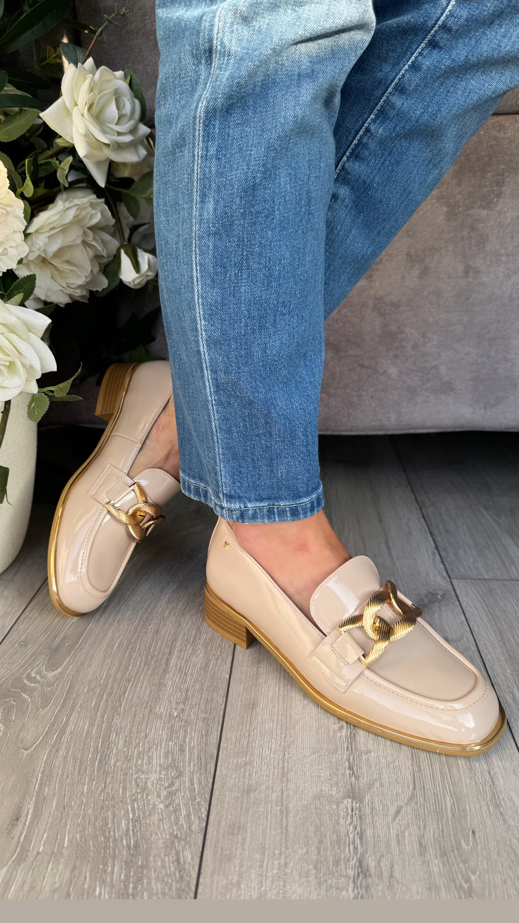 Thames est Blush Loafer