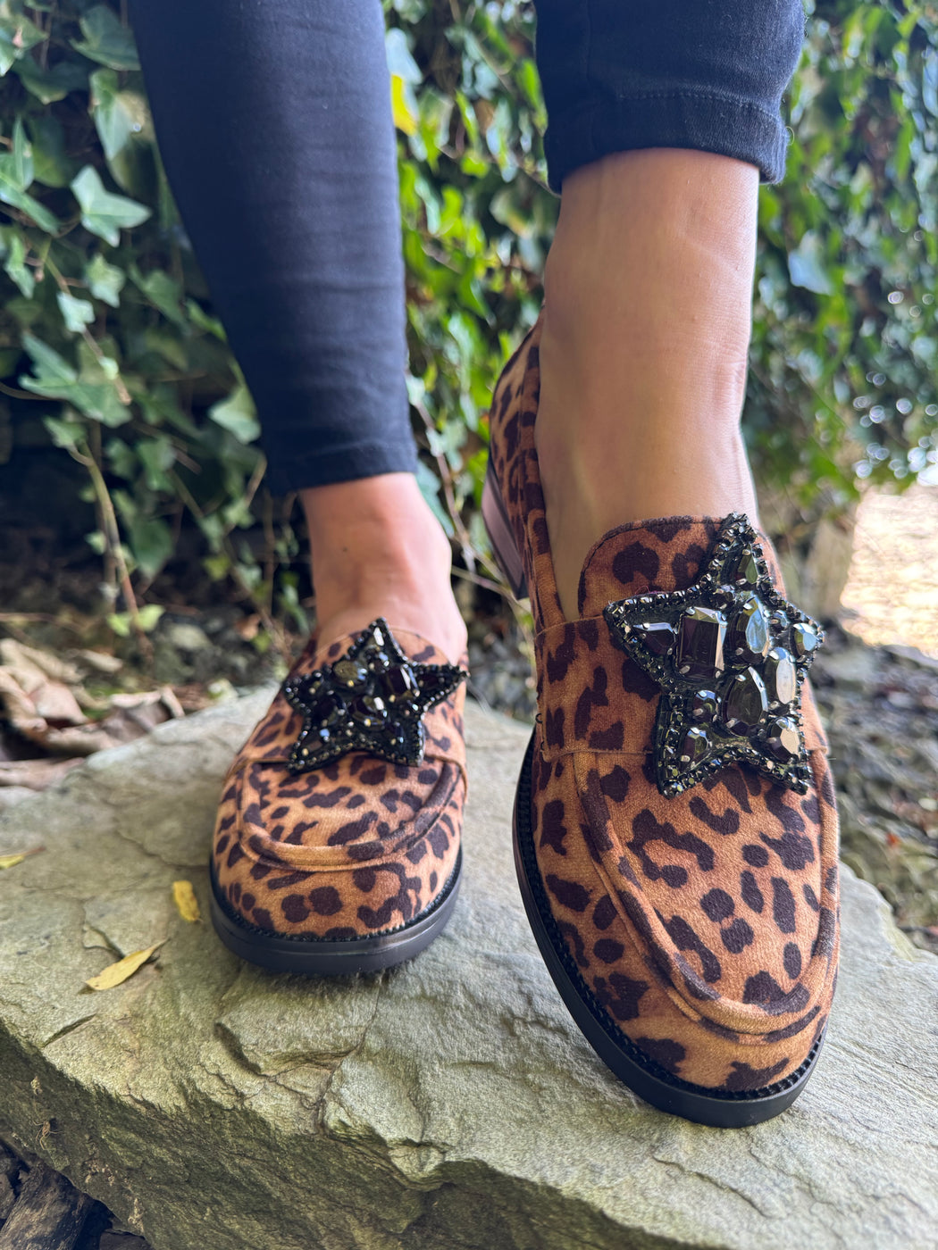 Afyon one leopard star loafer