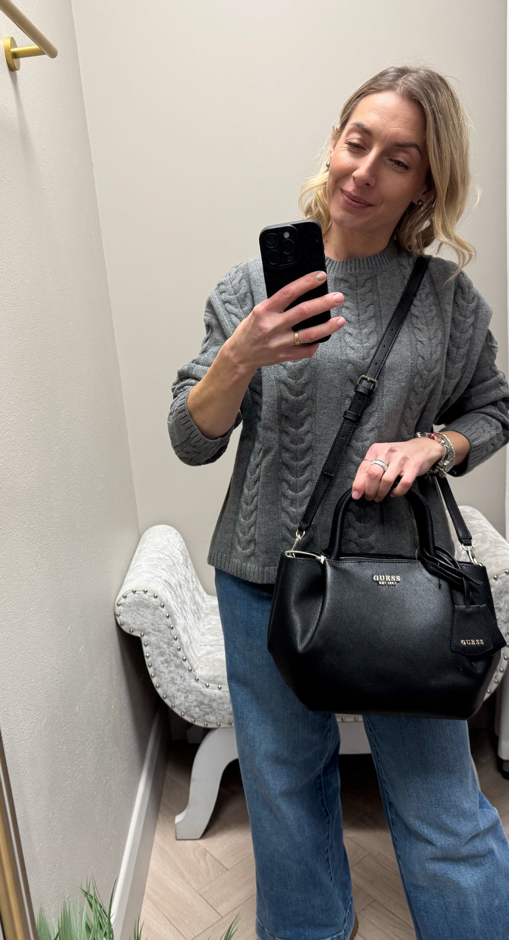 Guess Black AMORETTE Bag. BG789806