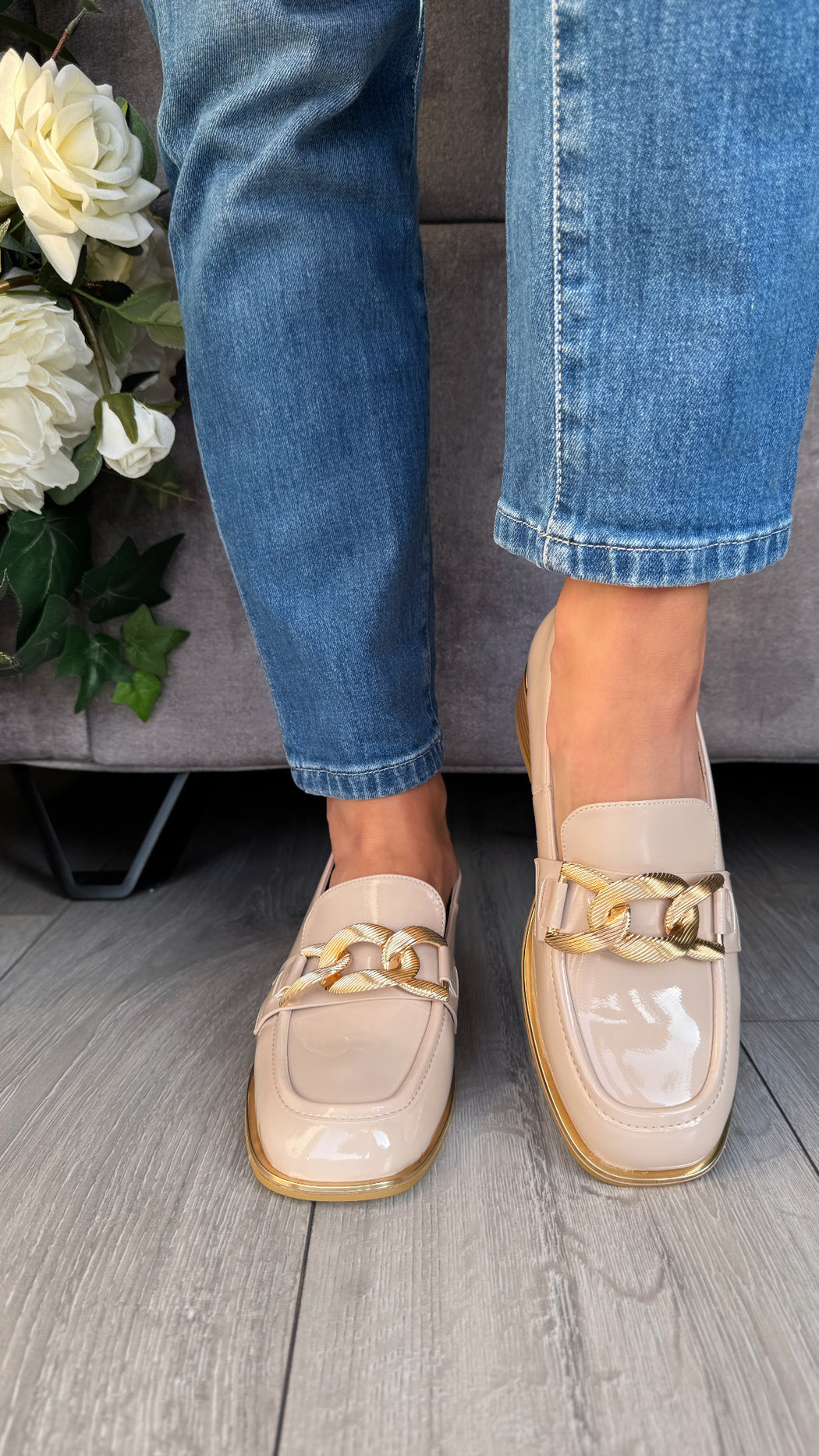 Thames est Blush Loafer