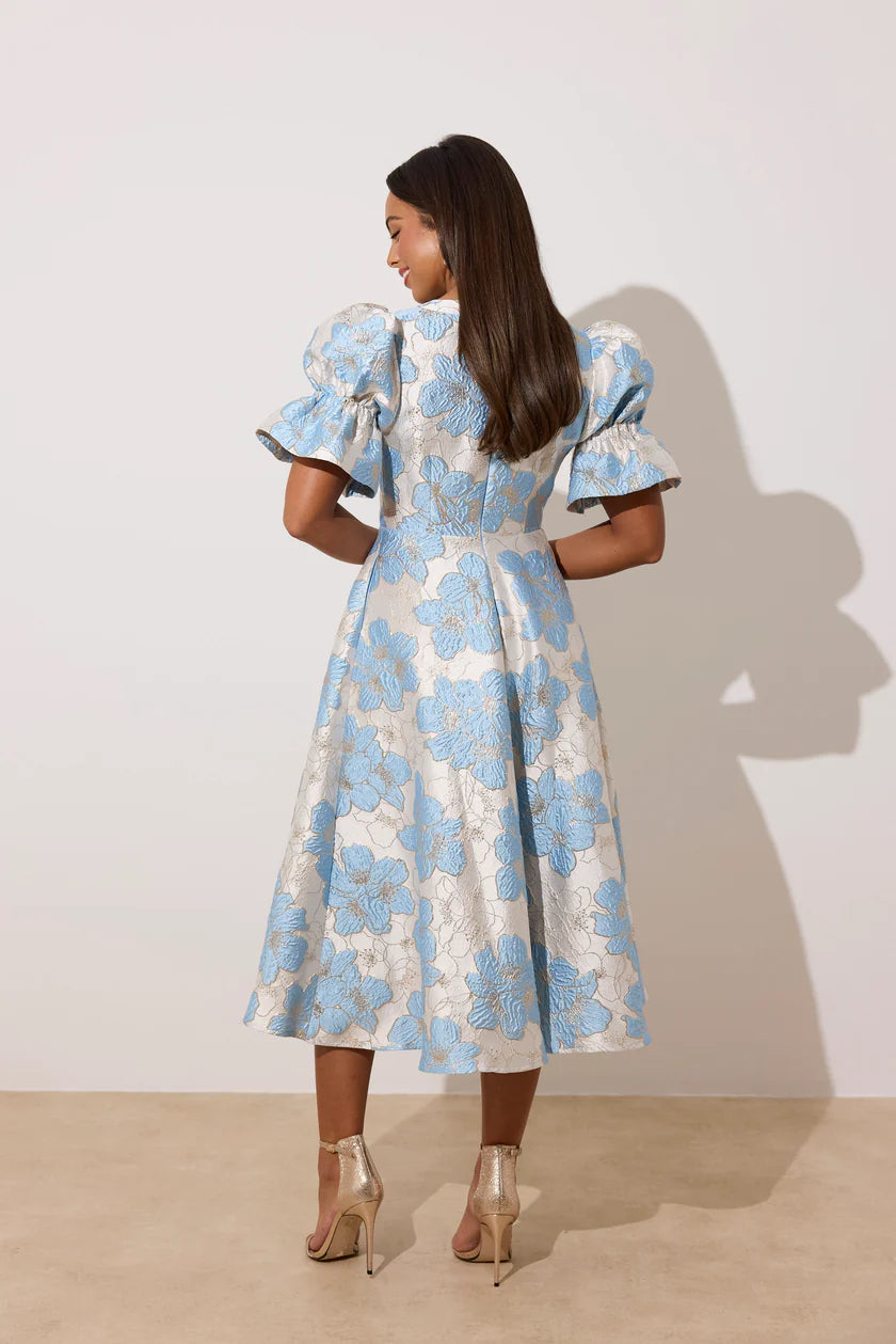 CALLIE 8th sign. METALLIC PUFF SLEEVE MIDI DRESS - PALE BLUE