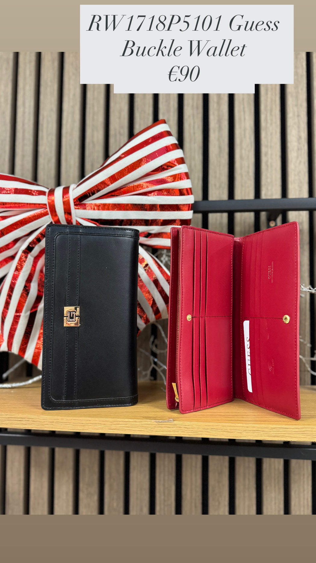 RW1718P5101 Guess Black Buckle Wallet