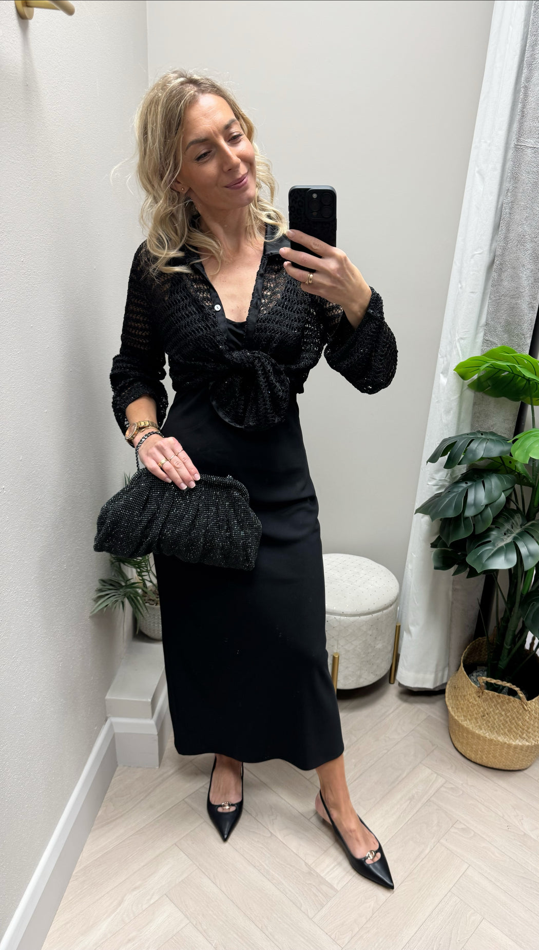 Guess button top bell sleeve