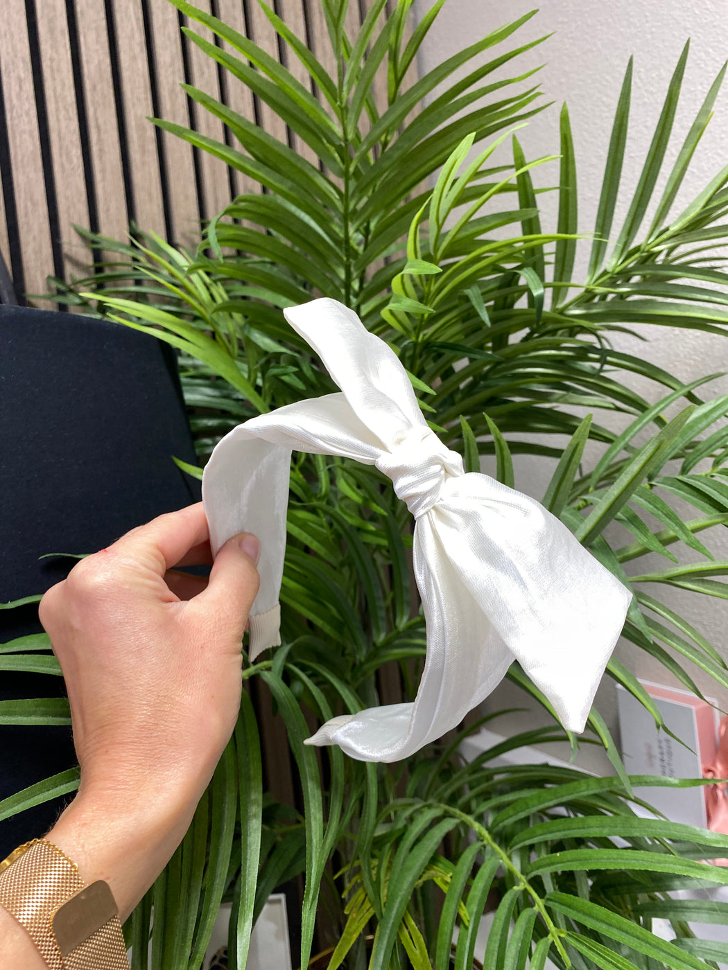 White bow hairband