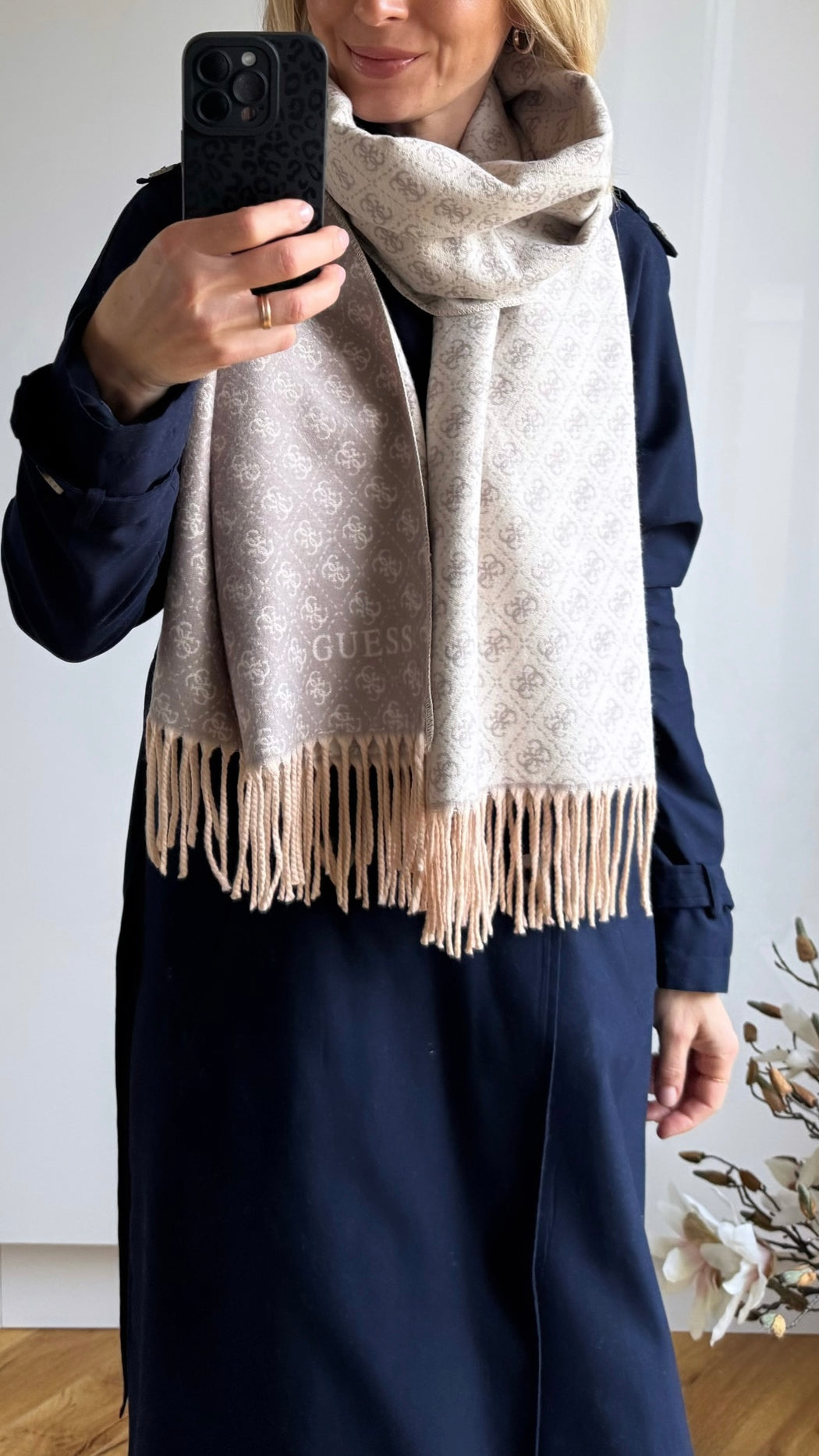 Guess grey/beige scarf AW5423POL03 - GRY
