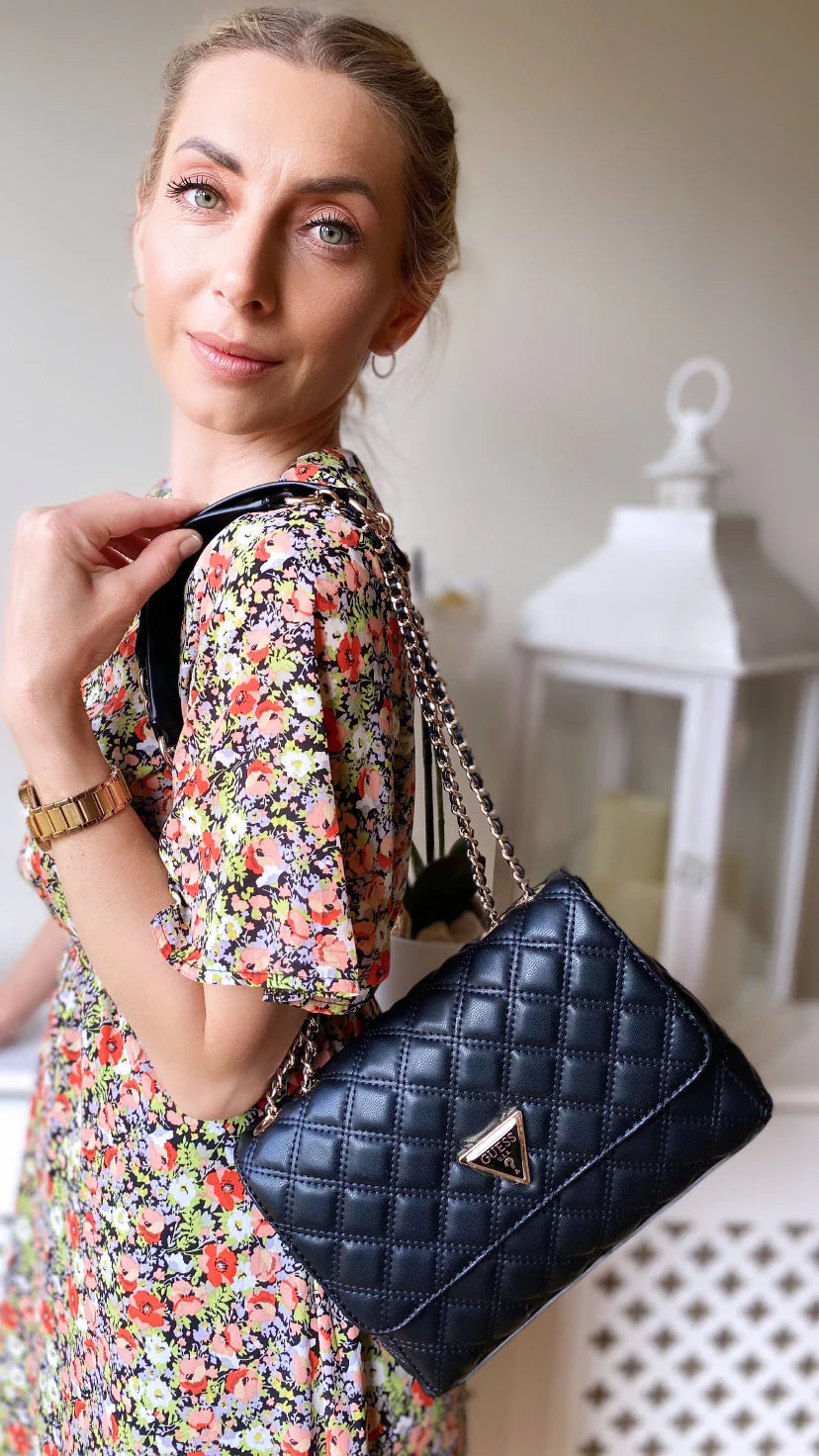 Guess black Giully bag qg967320