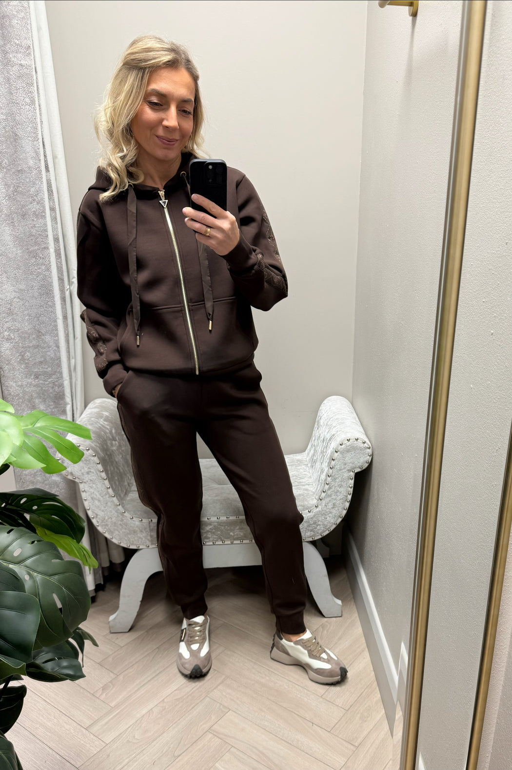 Guess brown scuba zip sweater w5yq05kbye2