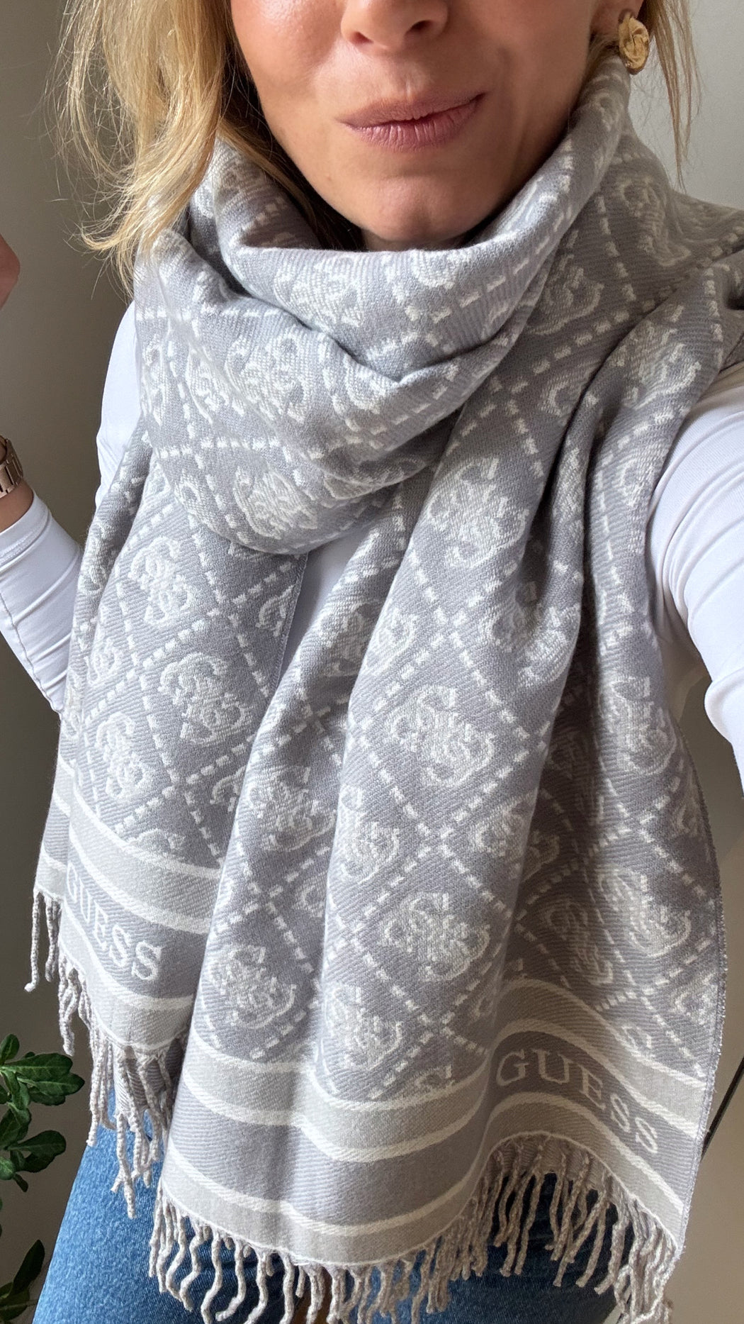 Guess grey AW5665POL03 - GOO scarf