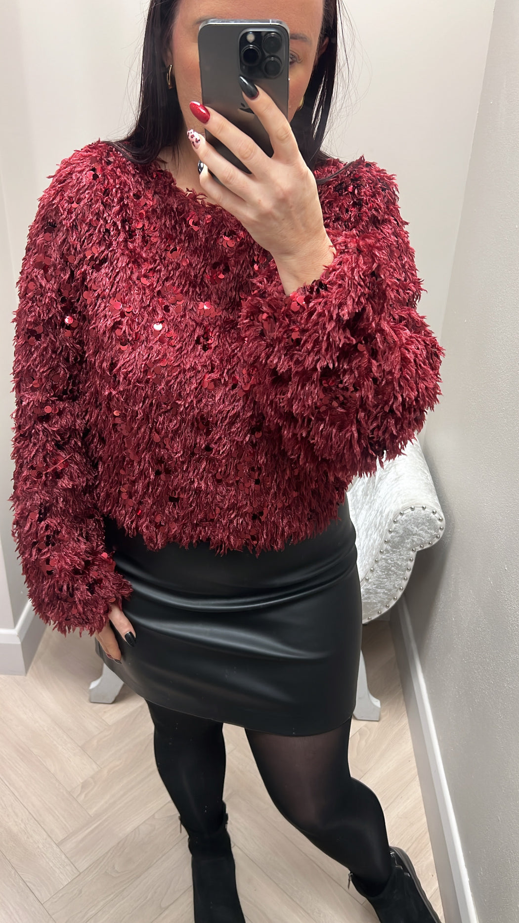 Wine feather knit top