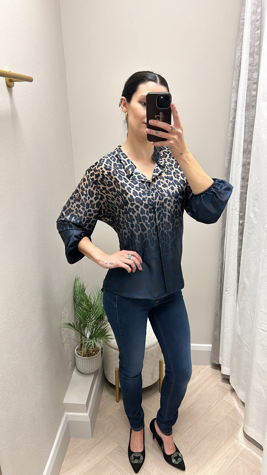 Vela blue leopard print shirt