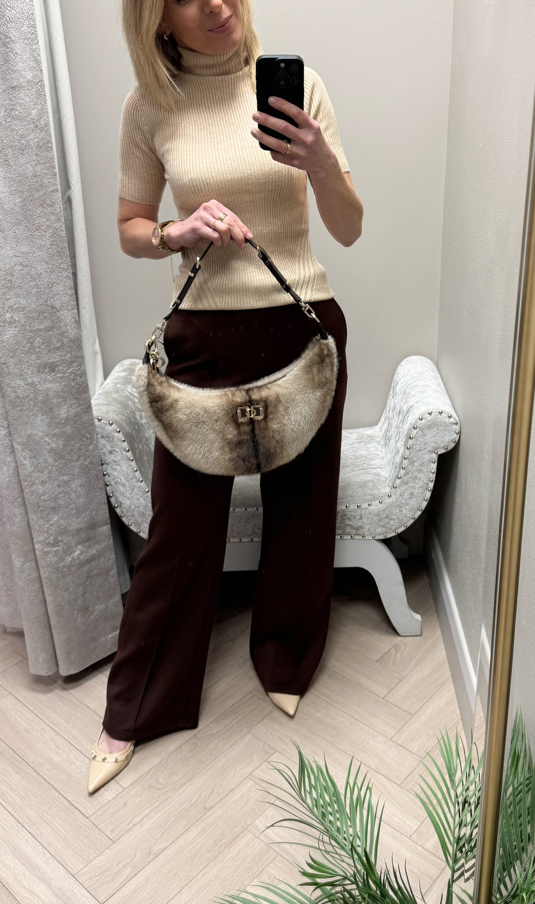 Mavis faux fur hobo bag fg967402
