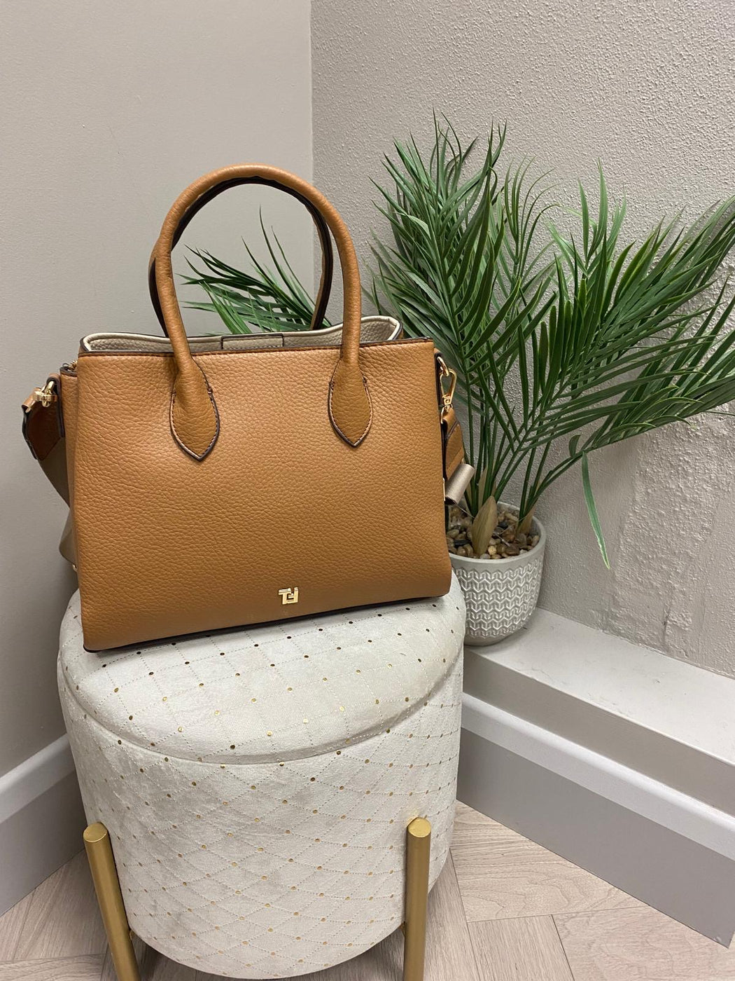 Raquel tan satchel bag