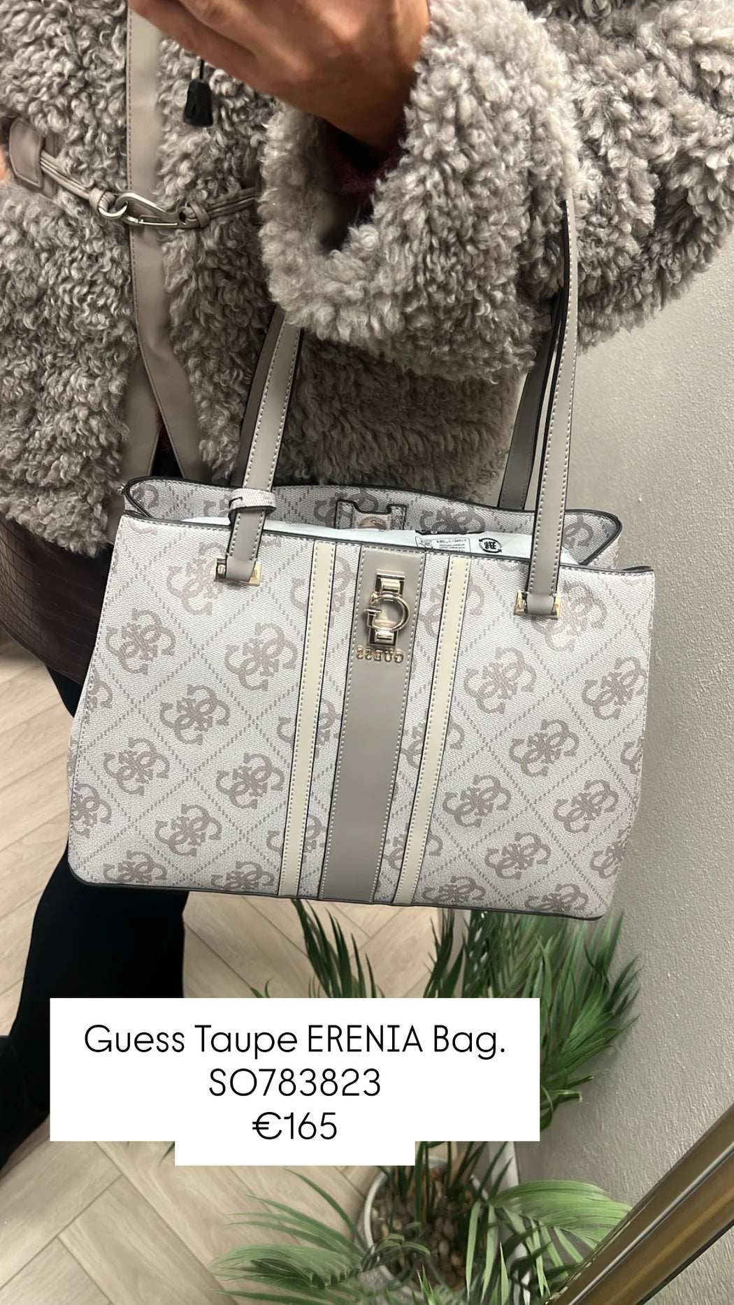 Guess Taupe ERENIA Bag. SO783823