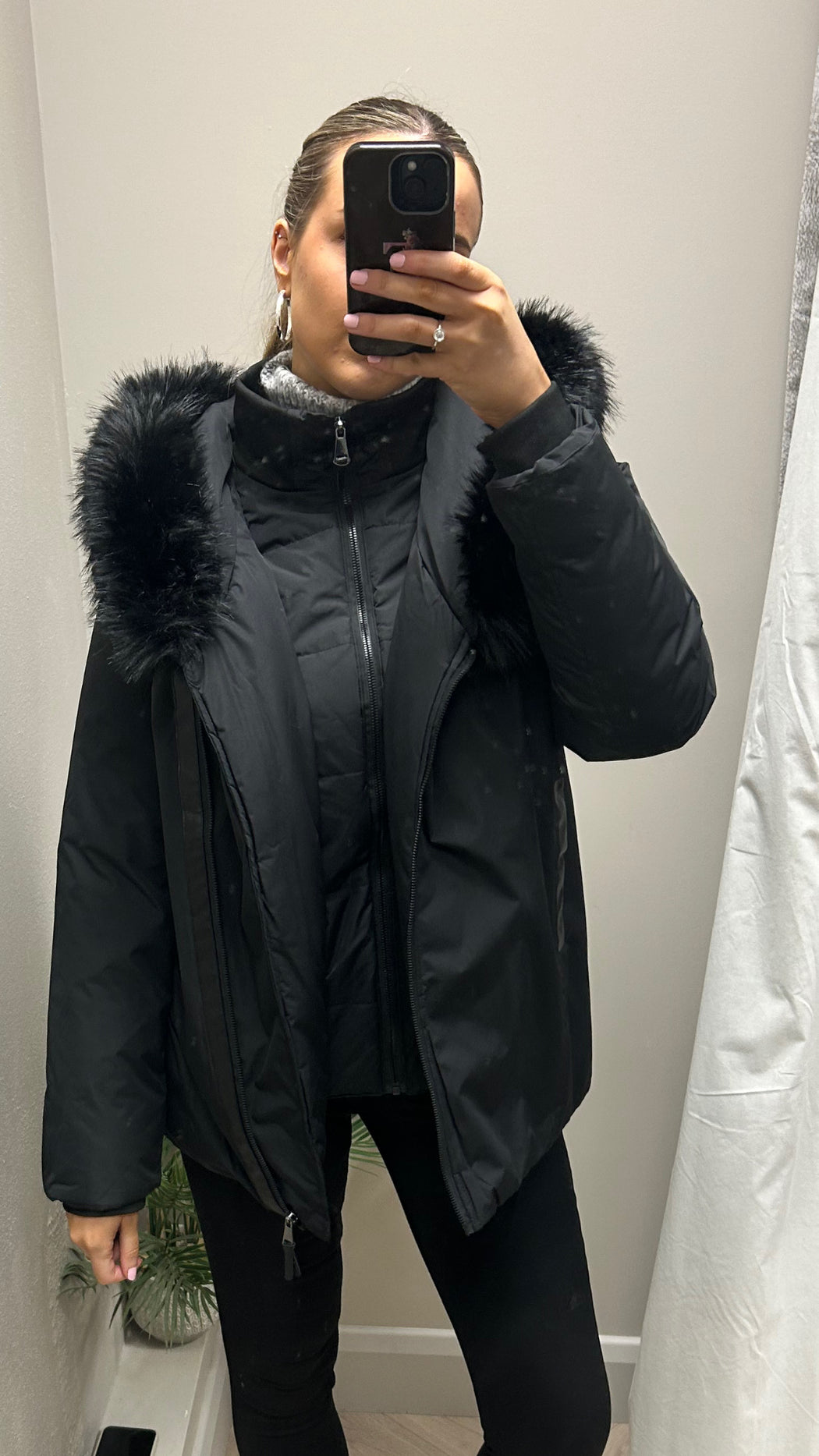 Paak black puffer jacket