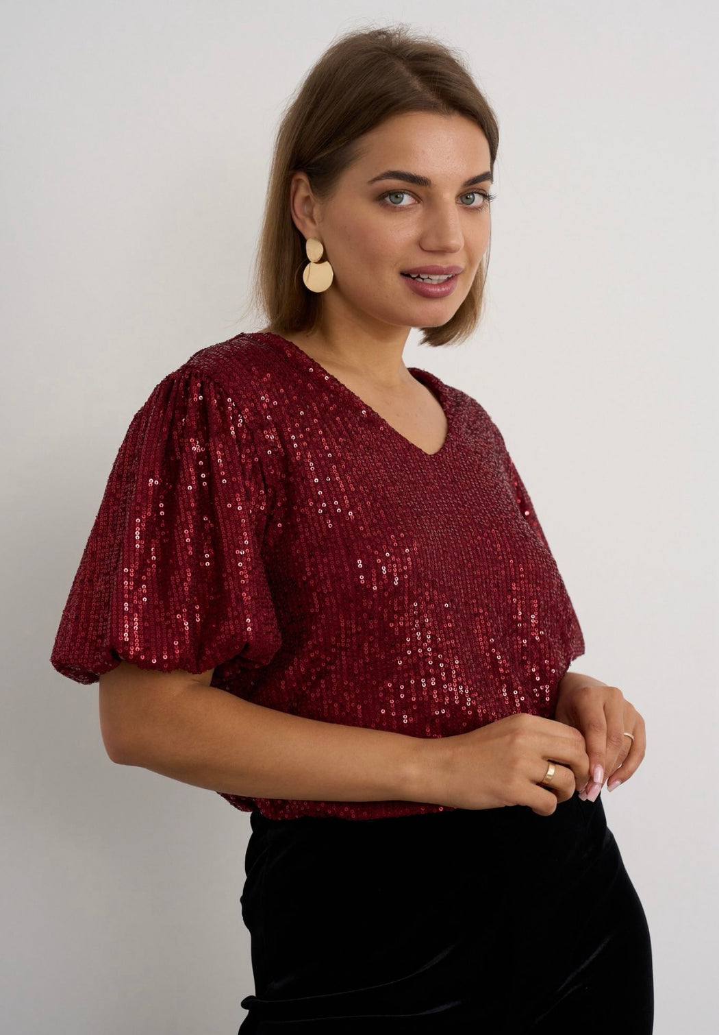 Wine sequin v -neck top