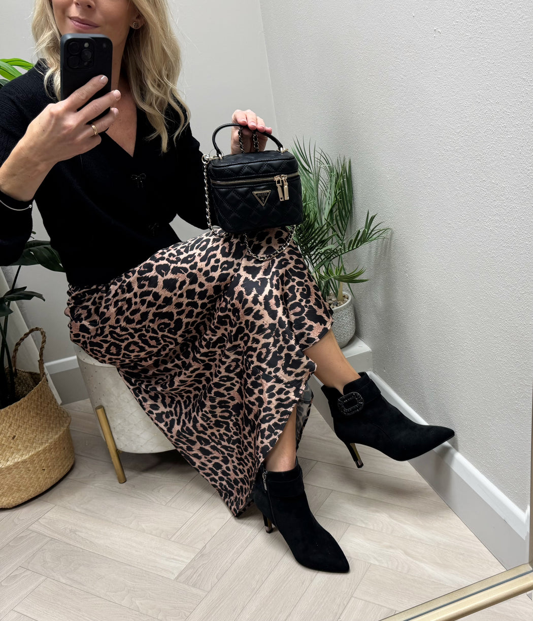 Guess mini giully crossbody bag