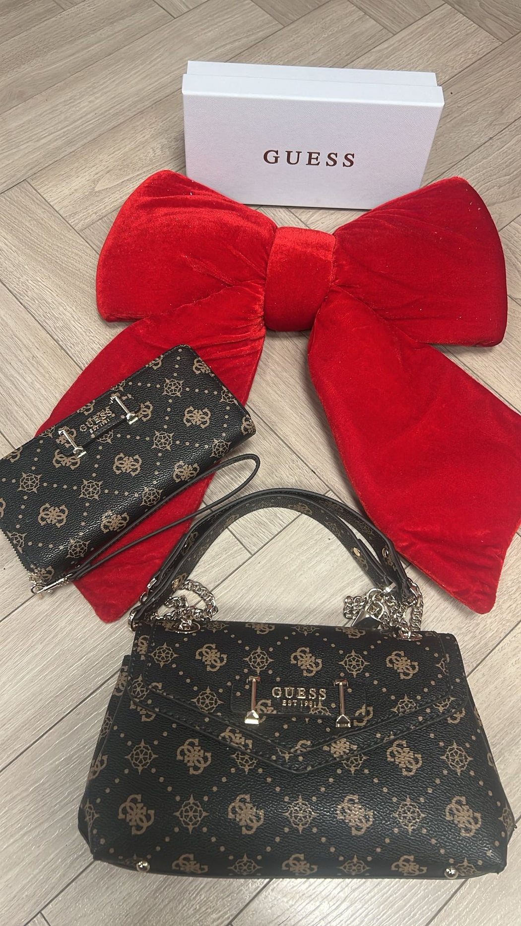 Guess GP9890146 ESPRESSO LOGO SILIA SLG