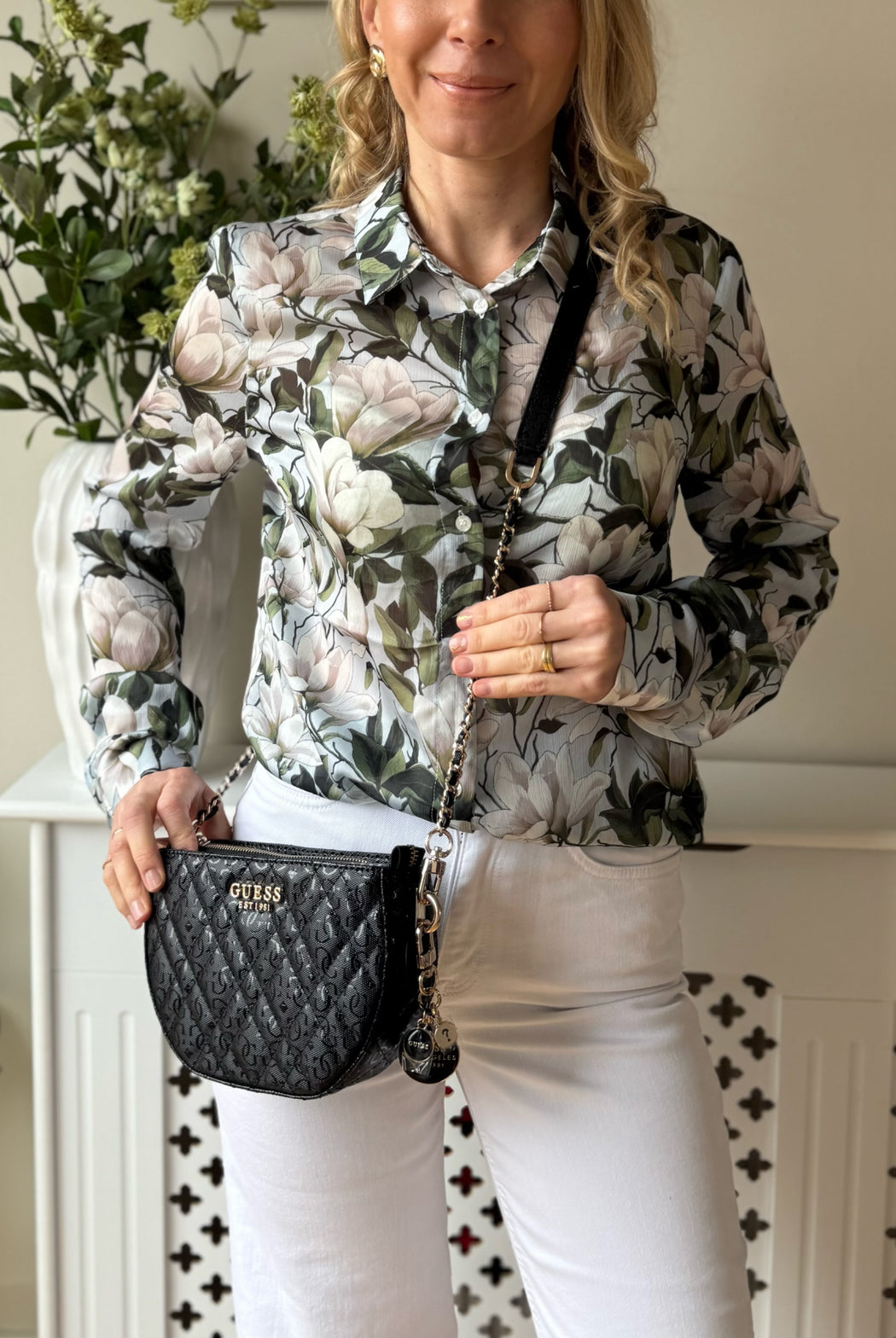 Guess black isemay mini GG962872